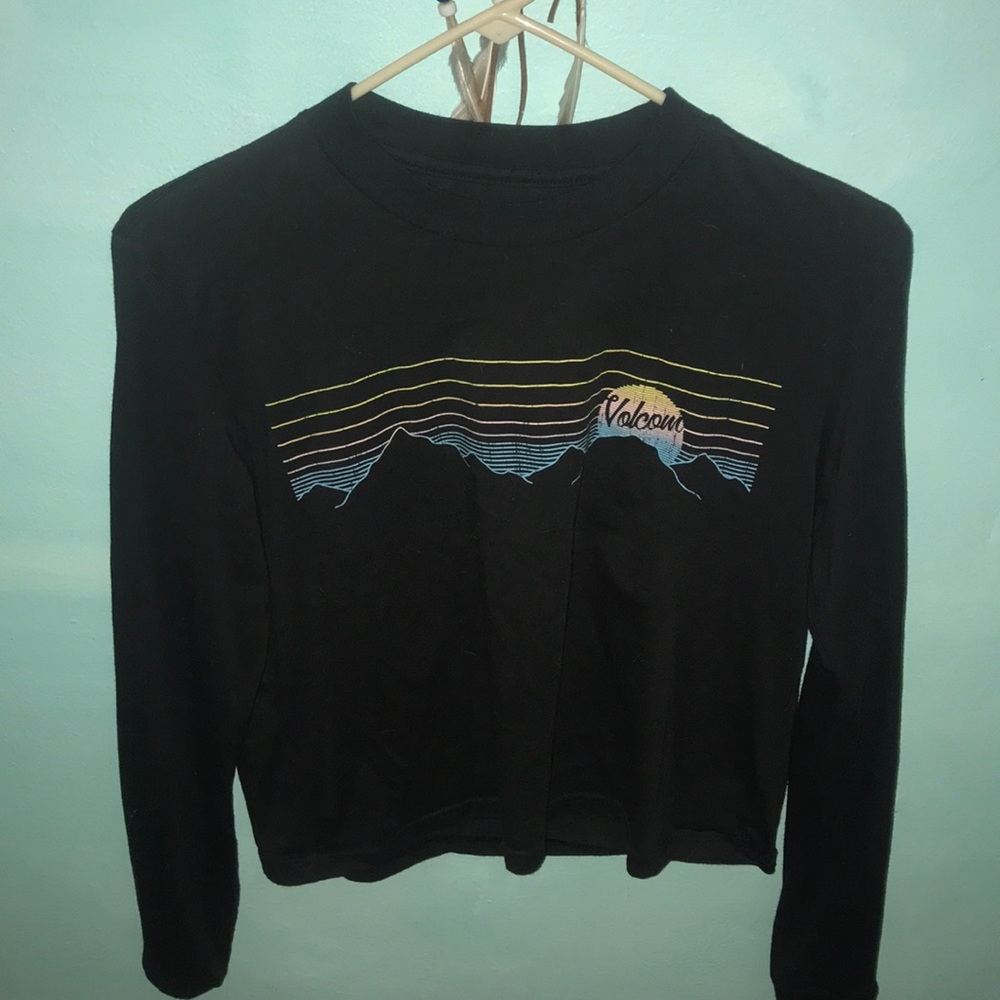 Long sleeve volcom tee